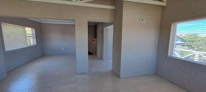 3 Bedroom Property for Sale in Stilbaai Wes Western Cape